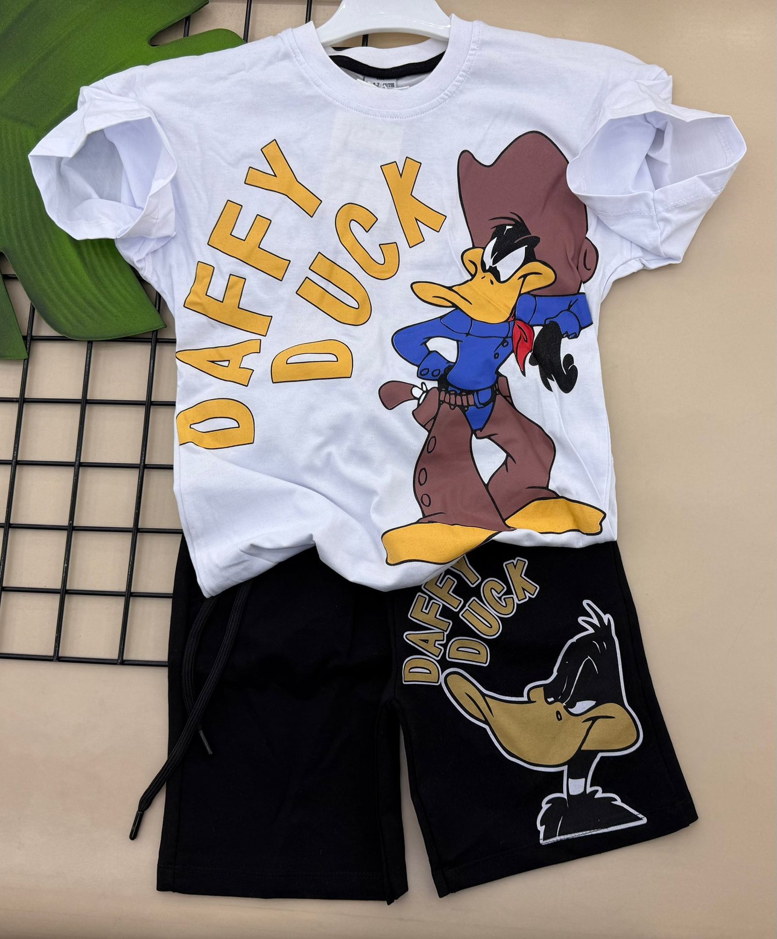 OUTF-26-01 ZARA Daffy Duck White & Black Kids Outfit Set - الصورة 1